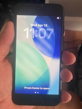 Apple iPhone SE 2020